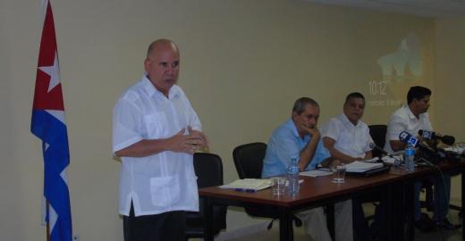 Sostienen directivos del Mincom y de Correos de Cuba encuentro con la prensa nacional y extranjera