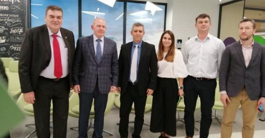 Ministro de Comunicaciones de Cuba de visita en Rusia