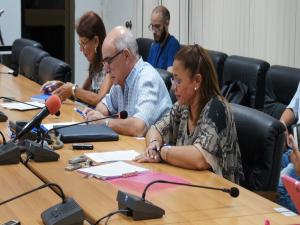 The Ministry of Communications of Cuba enables the use, by the population, of wired and wireless networks