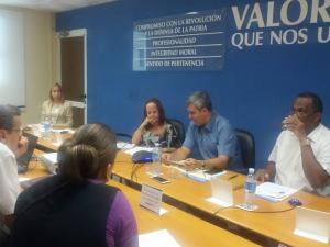 Ministro de Comunicaciones inversiones en municipios de Santiago de Cuba