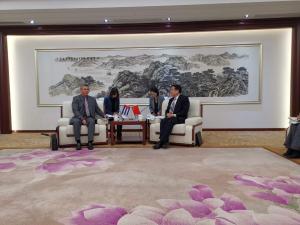 A fruitful exchange was held between the Minister of Communications of the Republic of Cuba and Minister of Industry and Information Technology of the People's Republic of China